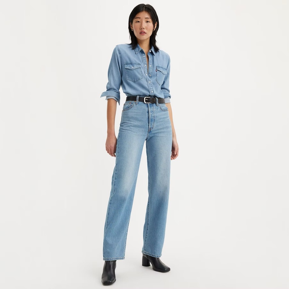 Levi’s Ribcage Straight Ankle Blue Jeans 28x29 In the Middle - Light Wash